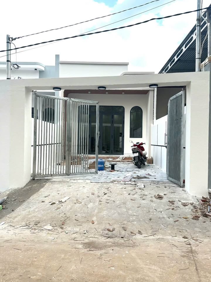 Nhà mới hoàn thiện tại Phường Bảo Vinh, Long Khánh – Giá 1.78 tỷ - Thiết kế hiện đại!
