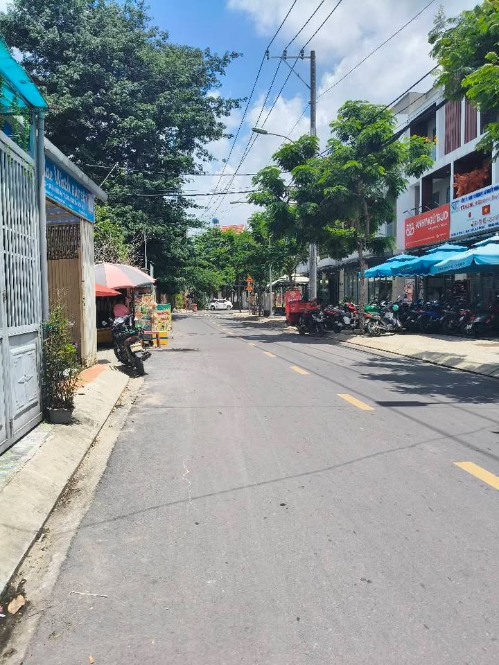 Nhà mặt tiền khu Picity, Quận 12, 66m² giá 6.05 tỷ - Kinh doanh sầm uất!