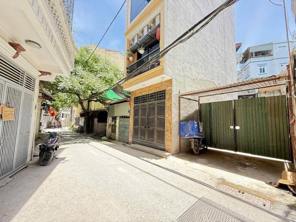 Bán đất mặt phố Văn Hội 42m² giá 9.5 tỷ - Đầu tư sinh lời tuyệt vời!