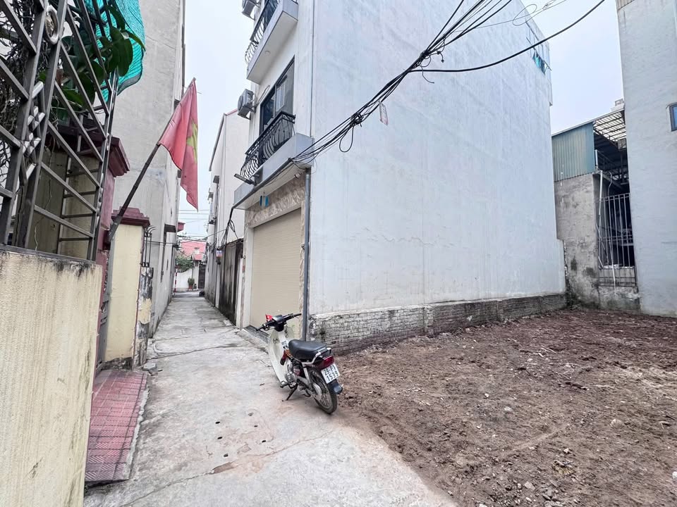 Đất nền Phúc Lợi Long Biên 60m² giá 7.8 tỷ - Tiềm năng tăng giá cao!