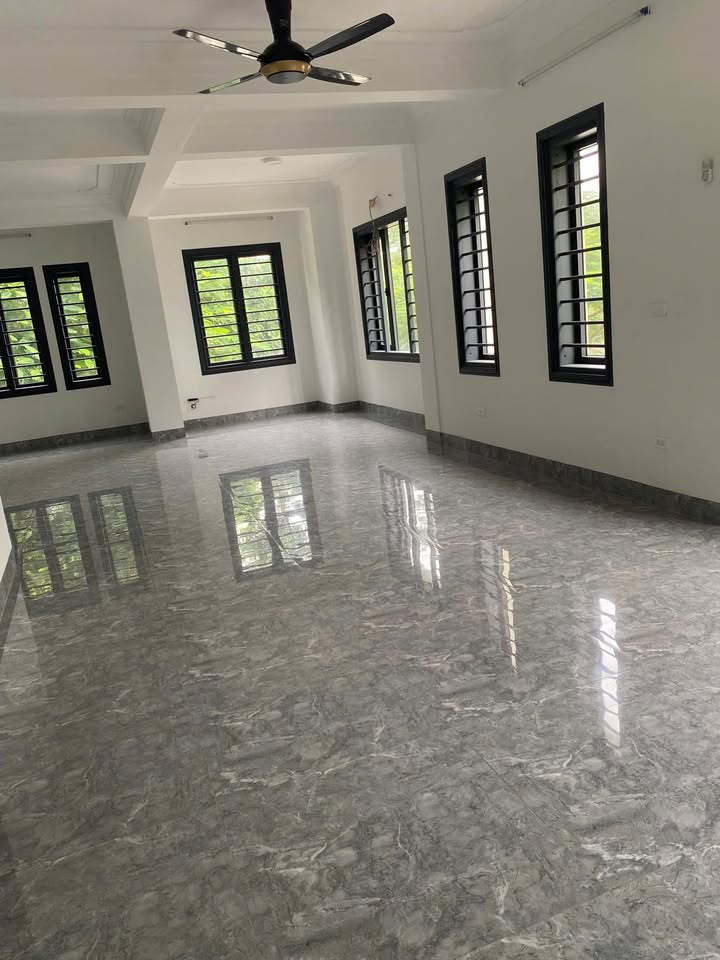 Văn phòng cho thuê Geleximco Hoài Đức 100m² - Căn góc hai mặt thoáng, giá chỉ 20 triệu!