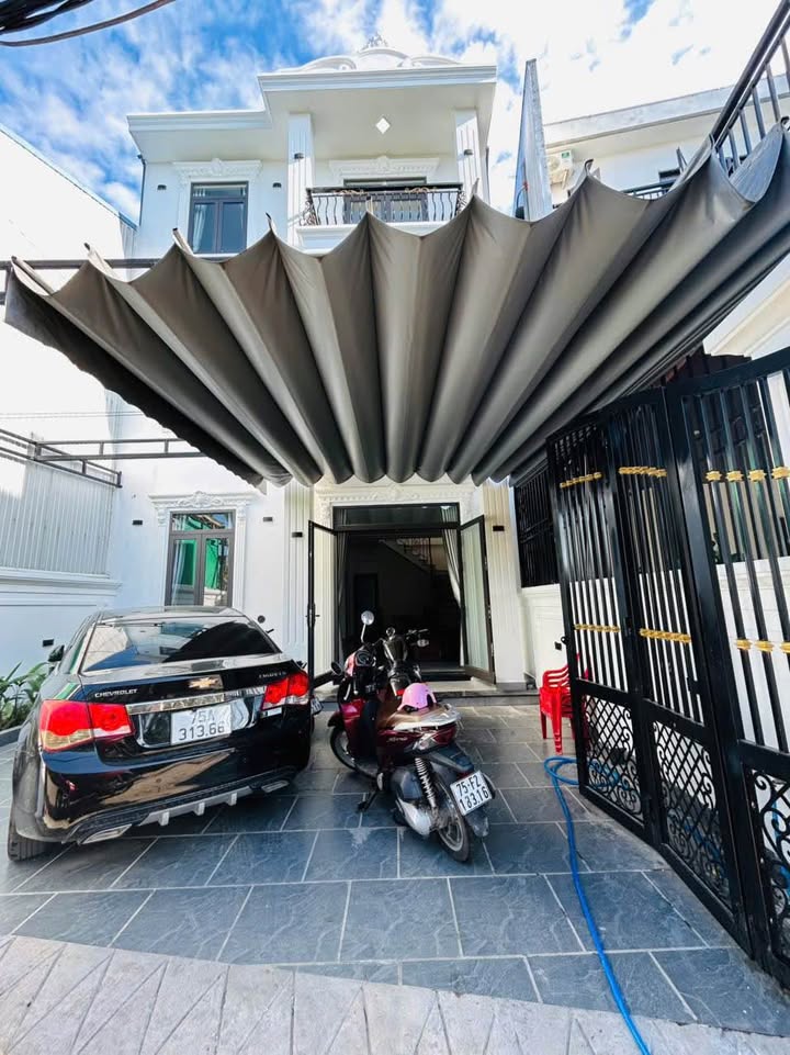 Nhà 3 tầng Phú Thượng 98m² giá 3.25 tỷ - Full nội thất, dọn vào ở ngay!