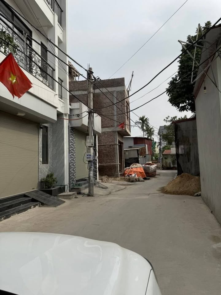 Đất nền Tiên Ngoại, Duy Tiên 70m² giá chỉ 2 tỷ - Sổ đỏ chính chủ, xây nhà ngay!