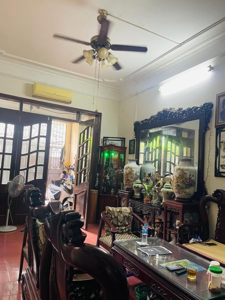 Nhà riêng Hồng Tiến Long Biên 49m² giá 10.5 tỷ - Pháp lý rõ ràng!