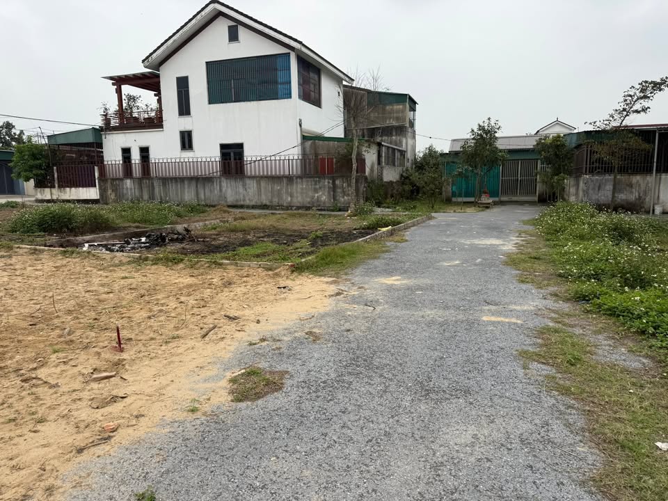 Đất nền Nghi Xuân Tp Vinh 81.1m² giá 1.1 tỷ - Vị trí kết nối tiện ích thuận lợi!