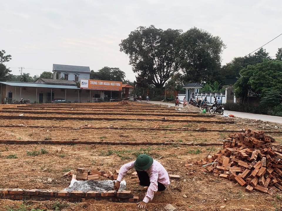 Đất nền mặt đường Tứ Yên, Việt Trì 100m² giá chỉ 1.3 tỷ - Cơ hội vàng cho nhà đầu tư!