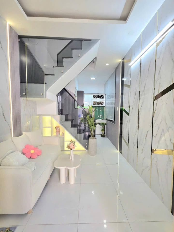 Nhà riêng 17 Dương Cát Lợi, Nhà Bè 21m² giá 1.15 tỷ - Tiện ích xung quanh đầy đủ!