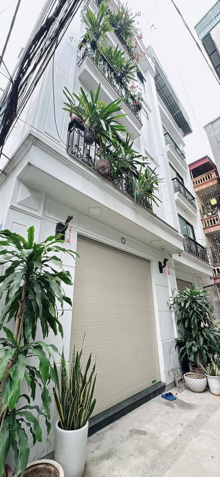 Nhà đẹp Ngọc Thụy Long Biên 33.8m² giá 10 tỷ - Lô góc 2 mặt thoáng!