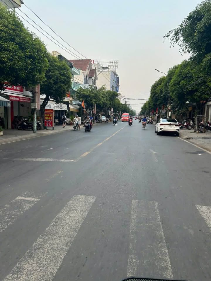 Đất mặt tiền Nguyễn Thái Học, Mỹ Bình, 319m² giá 20 tỷ - Kinh doanh sầm uất!