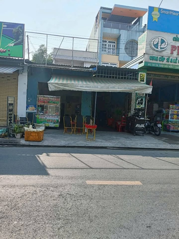 Nhà mặt tiền Trần Văn Mười, Hóc Môn 216m², giá chỉ 13.5 tỷ - Cơ hội hiếm có!