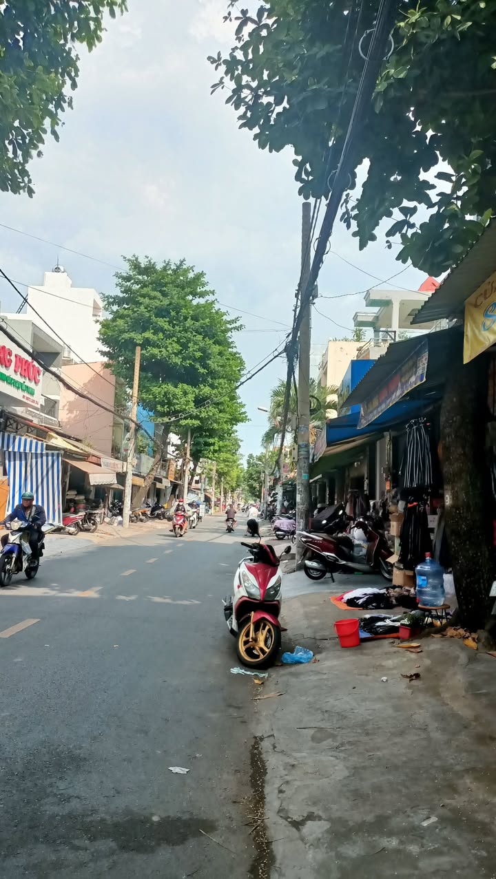 Nhà phố Lạc Long Quân, Quận Tân Bình, 51m² giá 7 tỷ - Kinh doanh đa ngành, pháp lý rõ ràng!