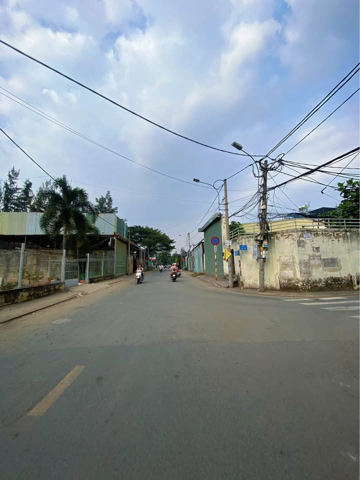 Đất Linh Đông 95m² giá 6 tỷ - Tặng dãy trọ 5 phòng đỗ xe hơi