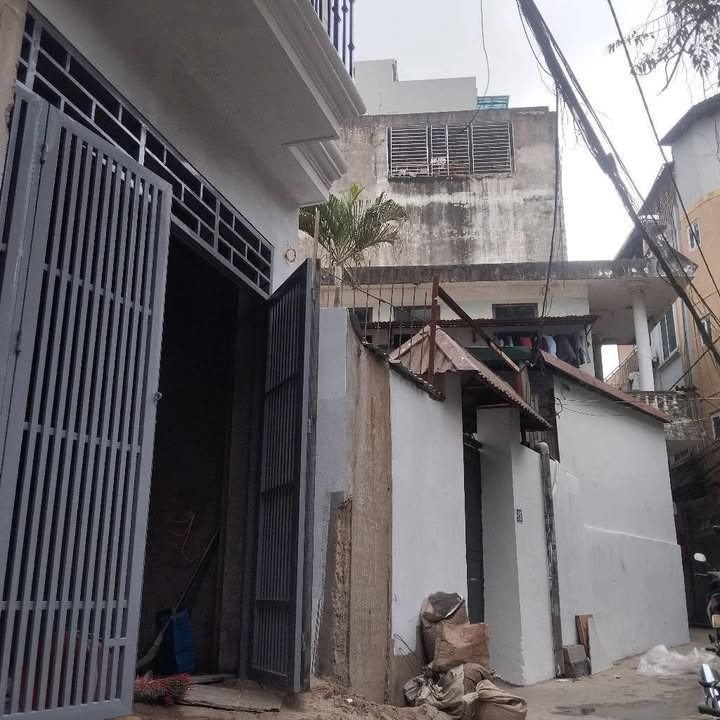 Căn hộ dịch vụ 8 tầng Hoàng Hoa Thám, 65m² giá 21.5 tỷ - Đầu tư sinh lời ngay!