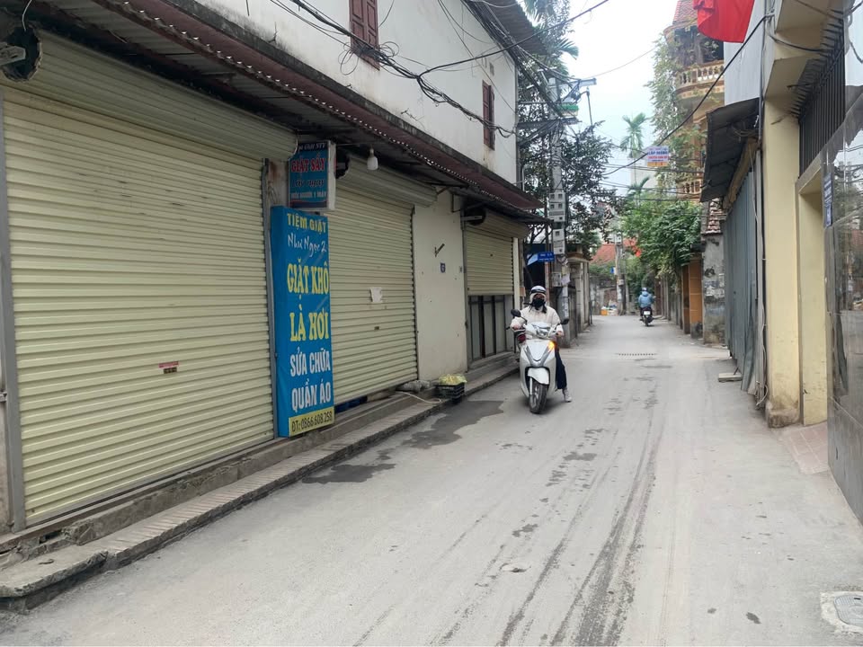 Đất nền kinh doanh mặt ngõ Vân Trì, Bắc Từ Liêm, 120m² giá 19.8 tỷ - Cơ hội đầu tư sinh lời!