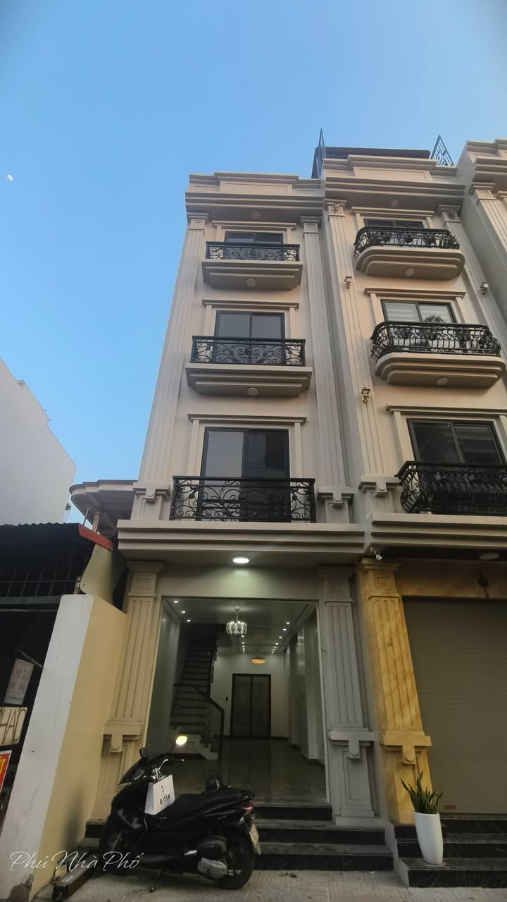 Nhà mặt đường Kiều Sơn, Hải An 55m² giá 6.3 tỷ - Kinh doanh sinh lời tốt!