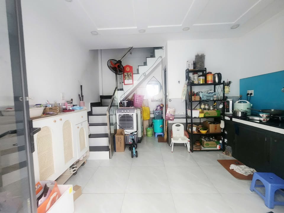 Nhà phố Quận 7 30m² giá 1.6 tỷ - Chính chủ bán gấp!