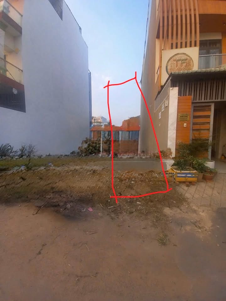 Đất nền Thủ Đức 100m² giá 7,5 tỷ - Bán gấp, vị trí đẹp!