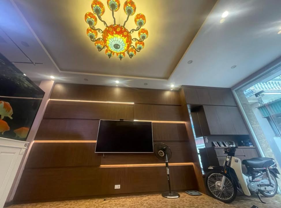 Nhà 4 tầng Phúc Lợi 62m² giá 14,9 tỷ - Sẵn sàng giao dịch ngay!