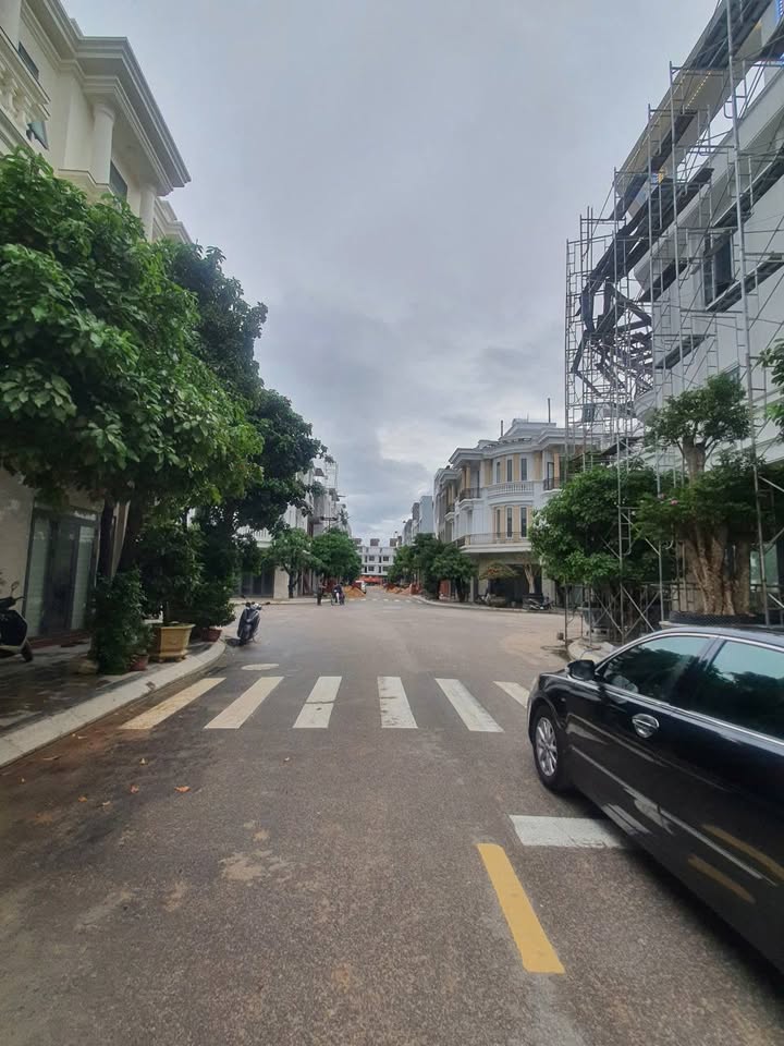 Townhouse 4 tầng tại Đại Phú Gia, Quy Nhơn, 63m² giá 3.7 tỷ - Vị trí đẹp, thuận tiện đi lại!