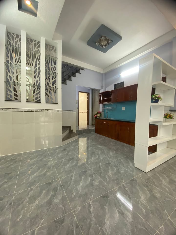 Nhà góc đường Âu Dương Lân, Quận 8, 68m² giá 7 tỷ - Sẵn sàng vào ở!