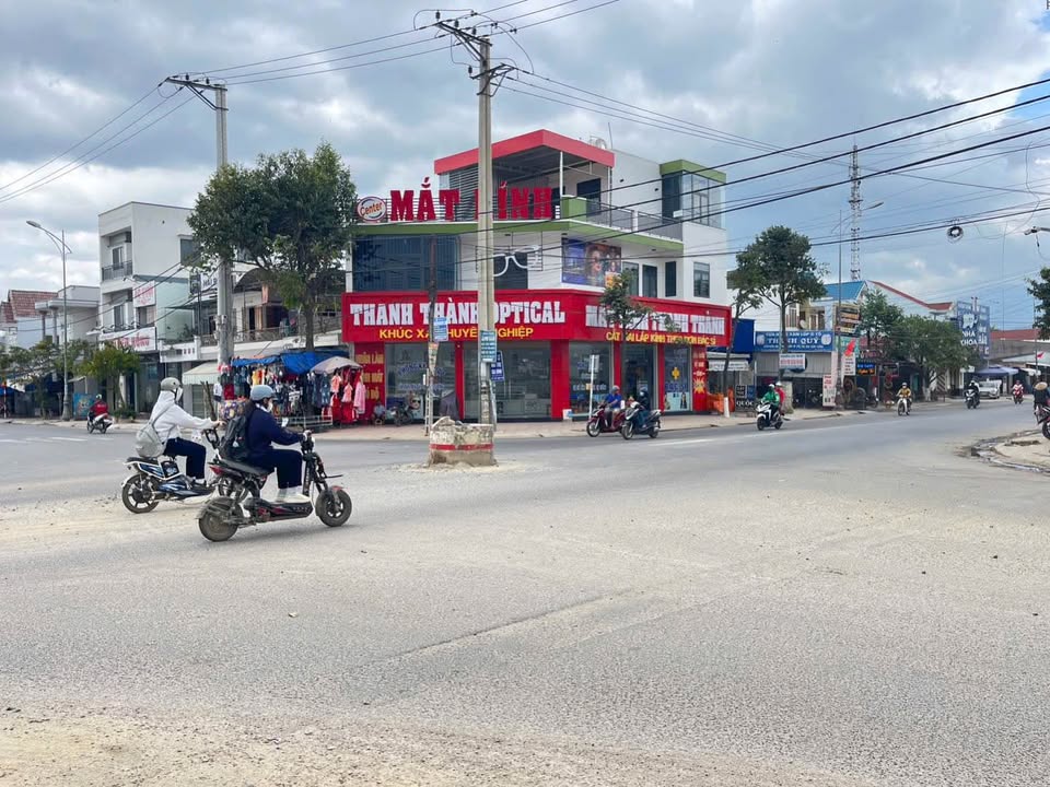 Đất kinh doanh 3 mặt tiền Trần Phú 78.3m² giá 3.5 tỷ - Cơ hội đầu tư hấp dẫn!