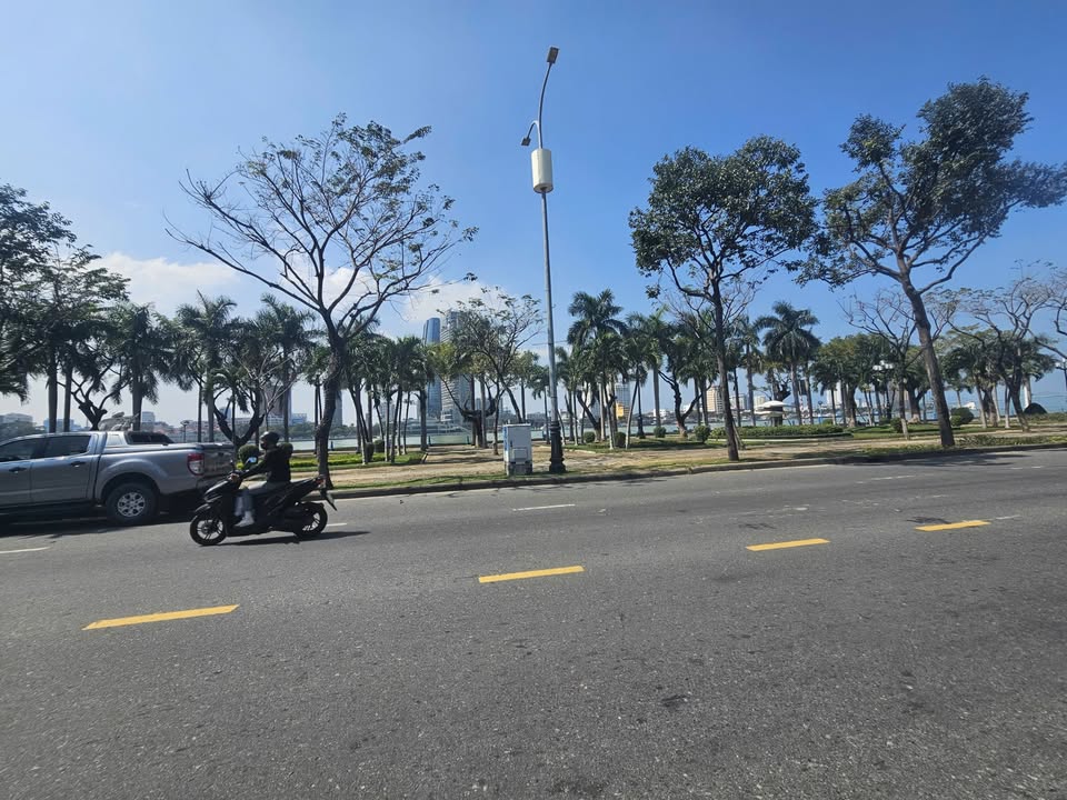 Đất nền Trần Hưng Đạo Đà Nẵng 250m² giá 50 tỷ - View sông Hàn tuyệt đẹp!