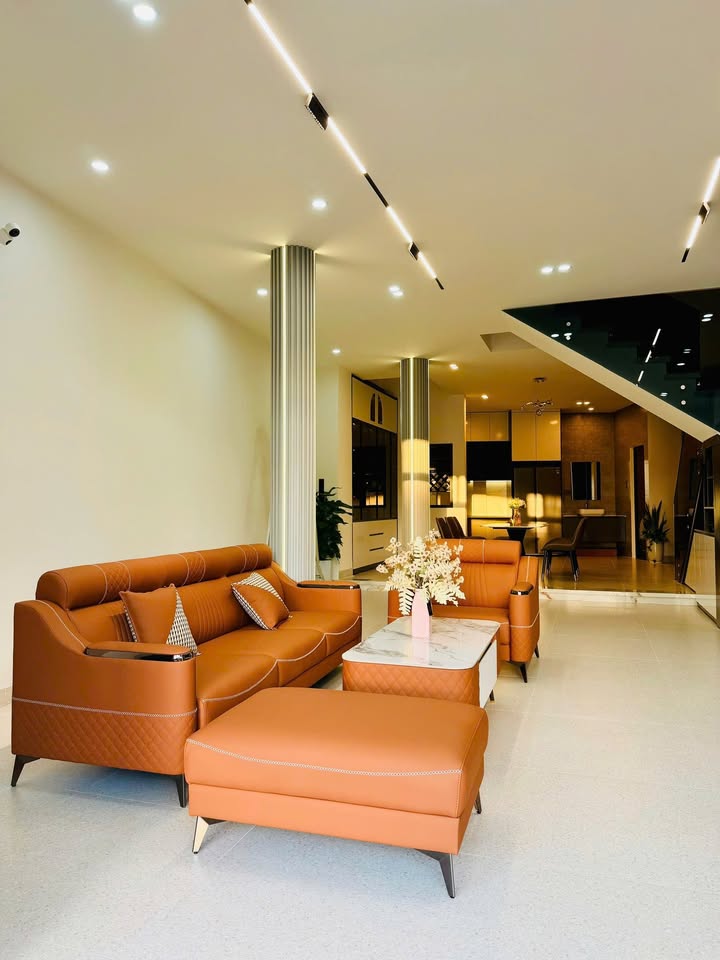 Nhà mặt tiền Nguyễn Hữu Thọ, Đà Nẵng 82m² giá 17.2 tỷ - Vị trí kinh doanh đắc địa!