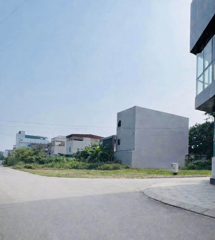 Lô đất góc Hồ Xương Rồng, Thái Nguyên 135m² giá 8 tỷ - Cơ hội đầu tư hiếm có!