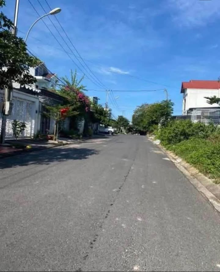 Đất thổ cư Xã Đắk Cấm, Kon Tum 140m² giá 1.1 tỷ - Vị trí đắc địa gần ngã 3 Võ Nguyên Giáp!