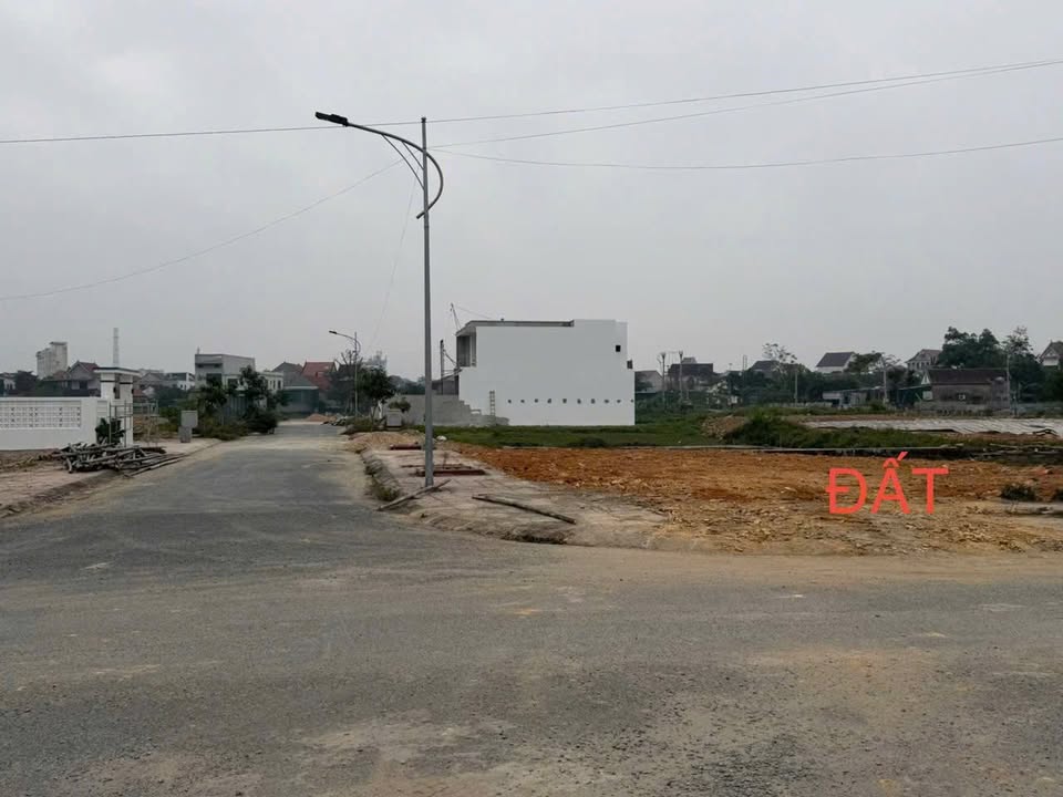 Đất nền Khu quy hoạch lửa hồng Đông Sơn 154m² giá 2.7 tỷ - Mặt tiền đường 31m