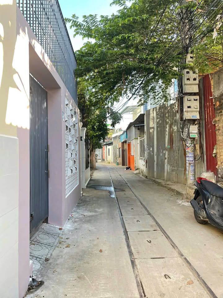 Nhà hẻm ô tô đường Xóm Chiếu Nha Trang 81.5m² giá 3.5 tỷ - Sổ hồng chính chủ!