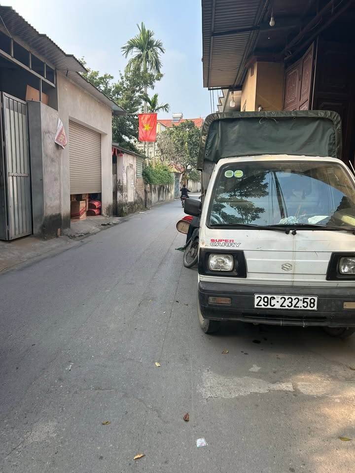 Nhà 3 tầng thôn Thượng Bình Minh 47.5m² giá 4 tỷ - Nội thất sang trọng, ô tô tránh