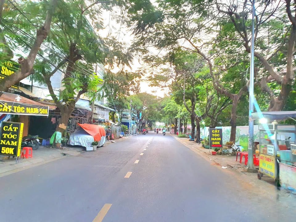 Nhà mặt tiền đường A4 Đông Tăng Long Quận 9 100m² giá 8 tỷ - Đầu tư sinh lời ngay!