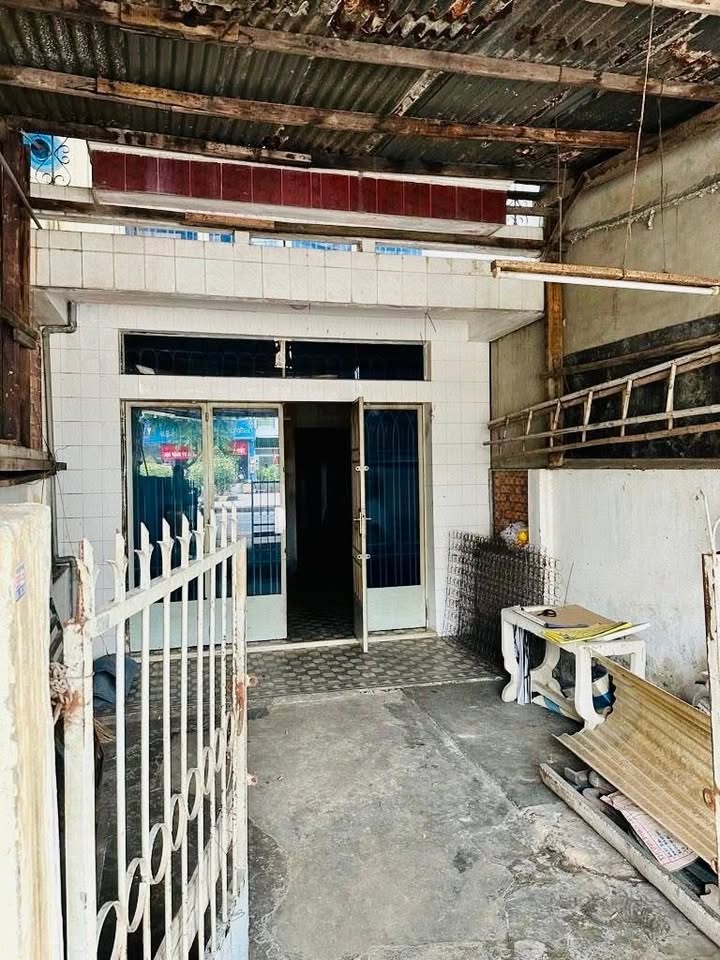 Mặt tiền đường 30m Phường 18, Quận Tân Phú 85m² giá 12 tỷ - Đầu tư sinh lời ngay!