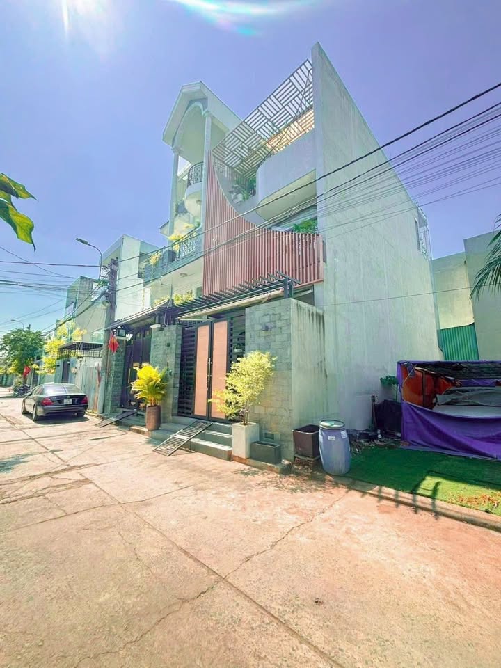 Đất nền 81m² Đình Phong Phú Quận 9 giá 5.8 tỷ - Sổ hồng chính chủ