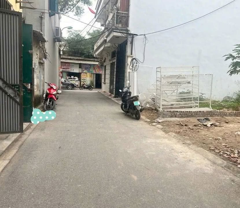 Lô đất kinh doanh 52m² tại Xuân Phương giá 9 tỷ - Mặt tiền rộng, vị trí đắc địa!