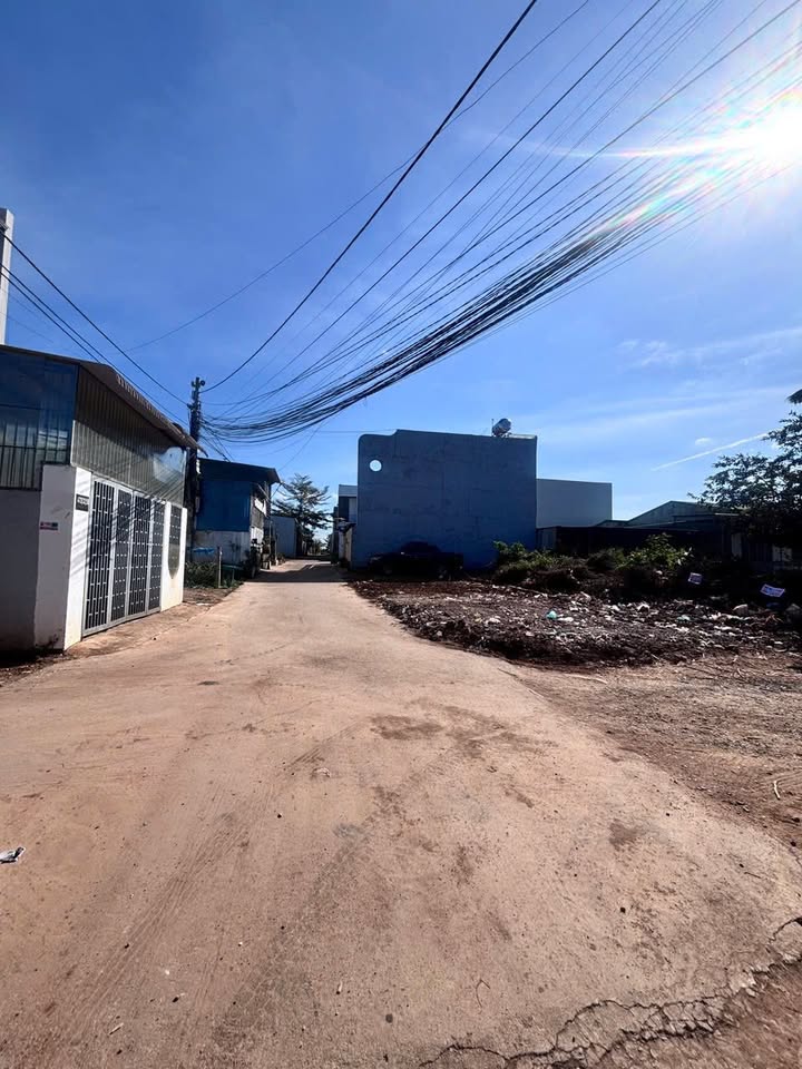 Đất góc 2 mặt tiền Đường Y Moan, Buôn Ma Thuột, 120m² - Đầu tư sinh lời ngay!