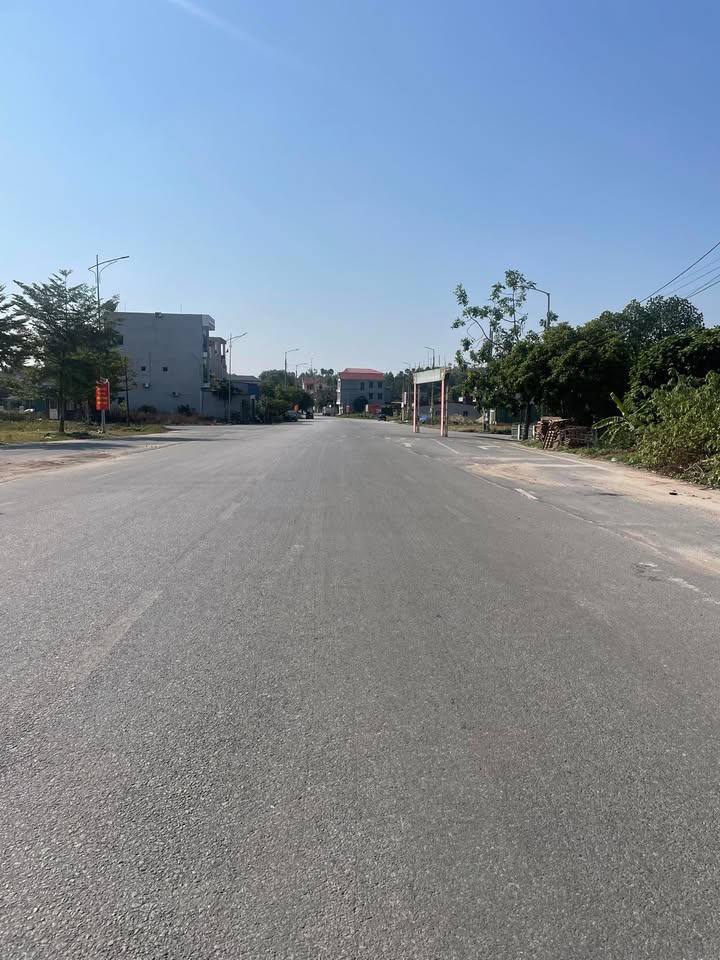 Căn hộ đấu giá Sơn Quang Tân Yên 92m² giá 2.3 tỷ - Cơ hội đầu tư tuyệt vời!