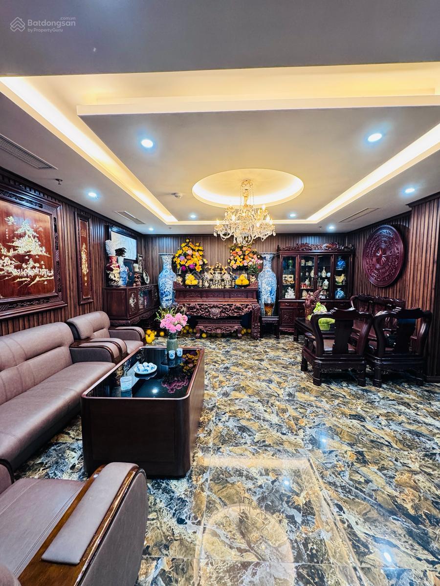 Bán nhà riêng Lạc Long Quân - Tây Hồ 70m² giá 13.76 tỷ - Sẵn sàng vào ở ngay!