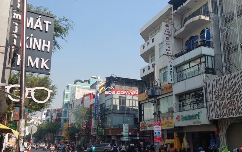 Nhà mặt tiền Sư Vạn Hạnh, Q.10, 68.3m², Giá 39 tỷ - Đầu tư sinh lời ngay!