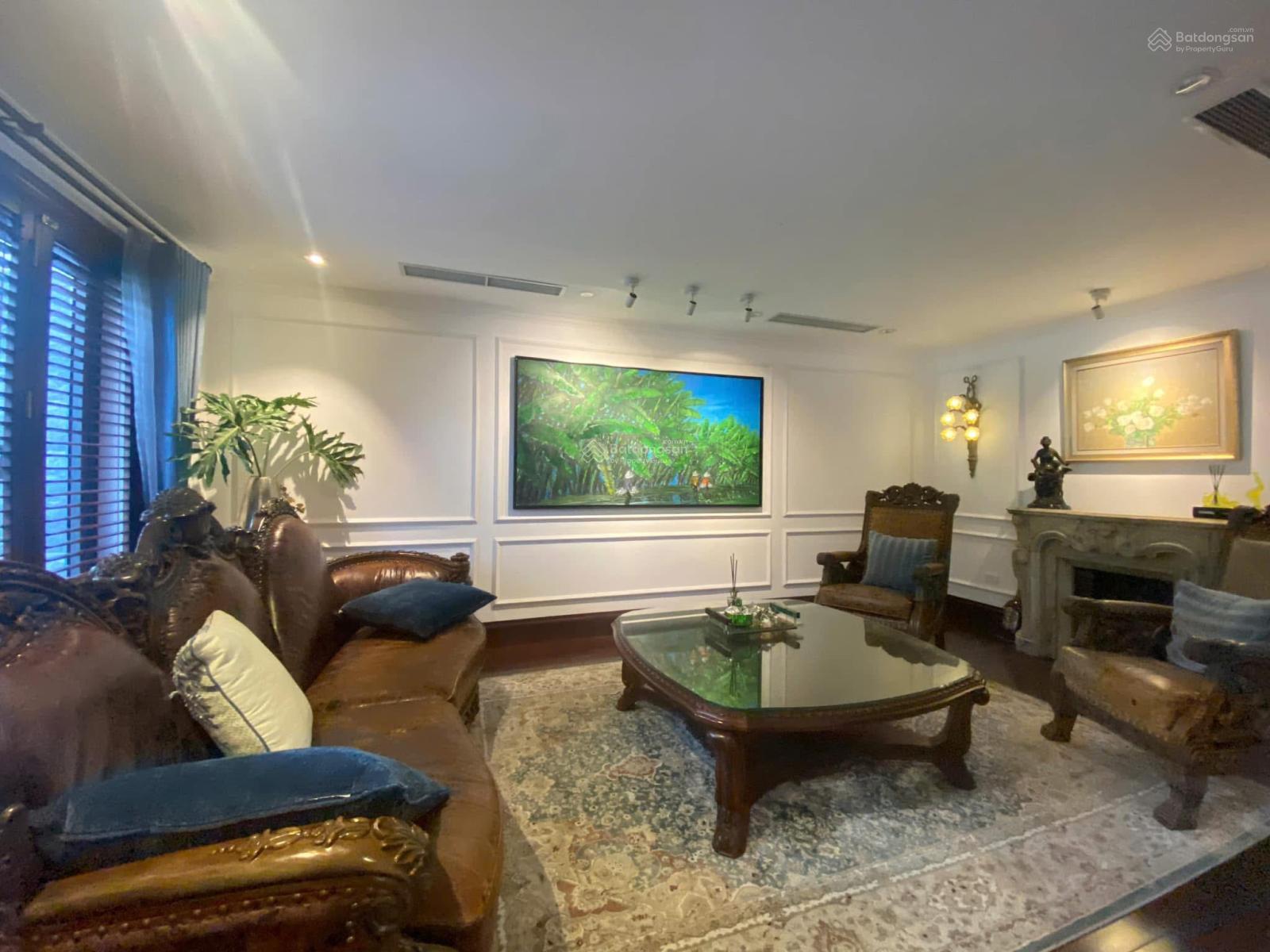 Nhà riêng Doãn Kế Thiện, Cầu Giấy 45m² giá 10.2 tỷ - Ô tô đỗ cổng, góc 3 thoáng