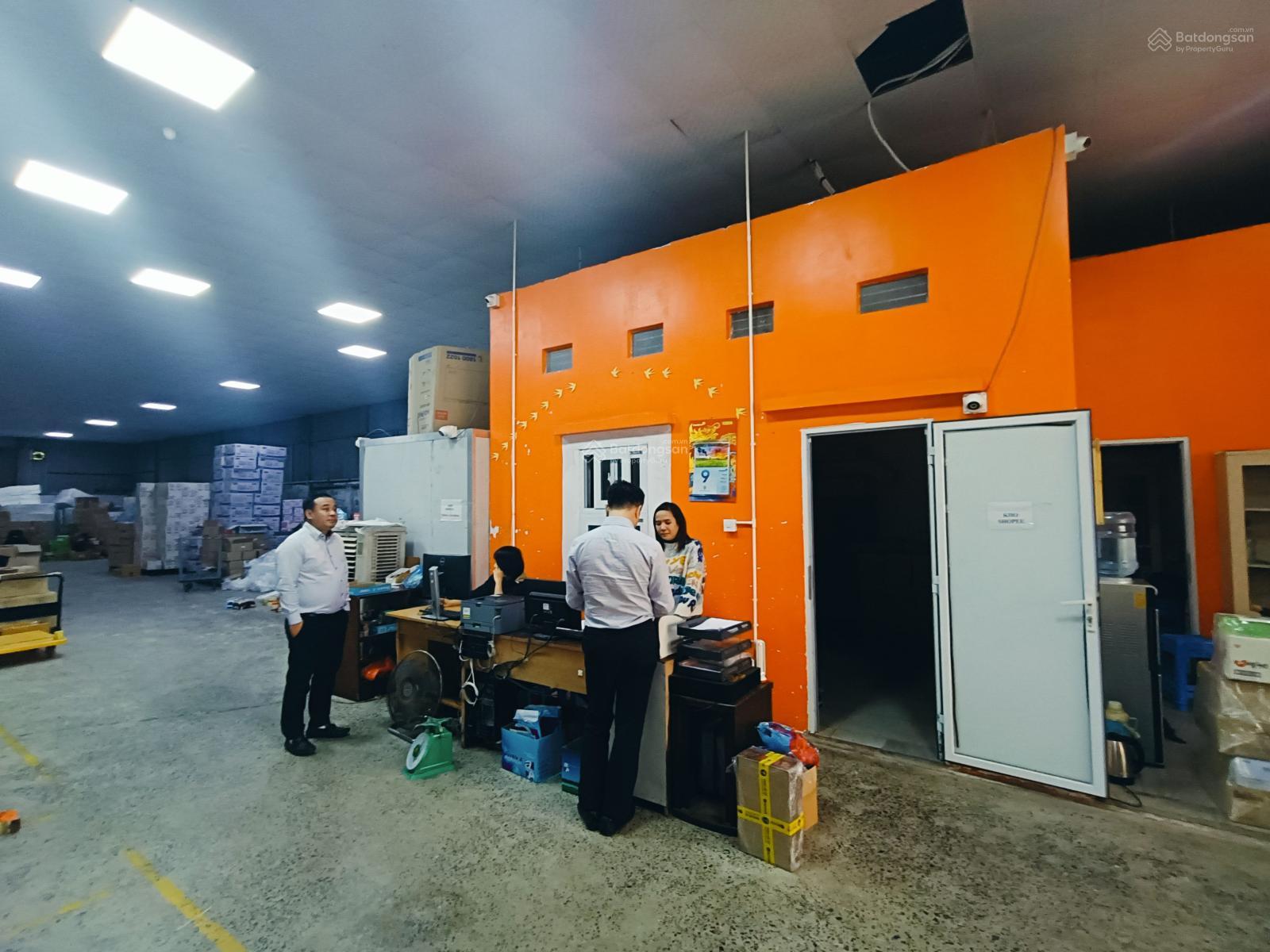 Kho cho thuê đường Cầu Diễn 400m² giá 44 triệu - Bảo vệ 24/7, xe công đỗ cửa!