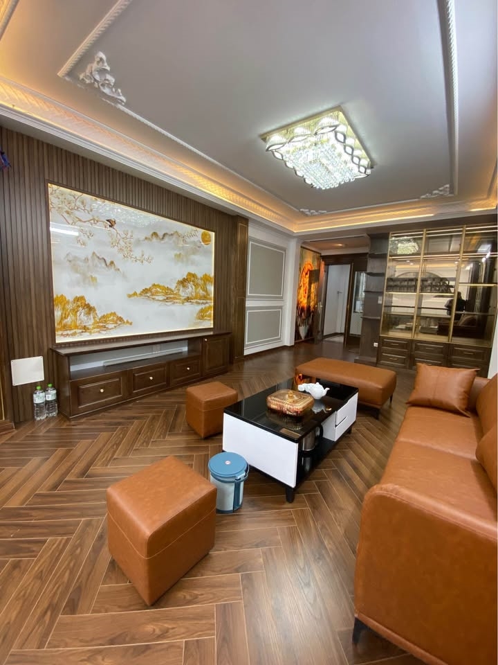 Nhà phân lô Đền Lừ 51m², 7 tầng, thang máy - 33.2 tỷ, đầu tư sinh lời!