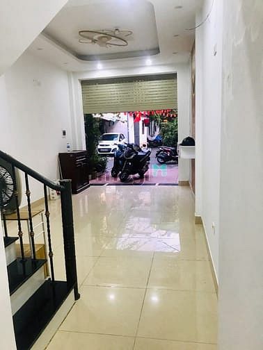 Nhà đẹp Trương Định - Hoàng Mai 52m² giá 6.8 tỷ - Ô tô vào tận nhà!