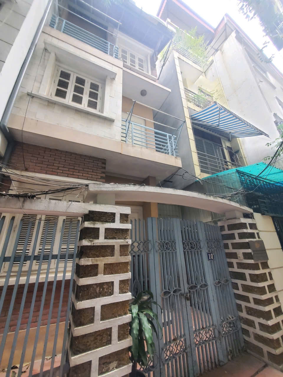 Nhà 4 tầng Nguyễn Văn Cừ, Long Biên 72m² giá 12.2 tỷ - Cực hiếm và đẹp!