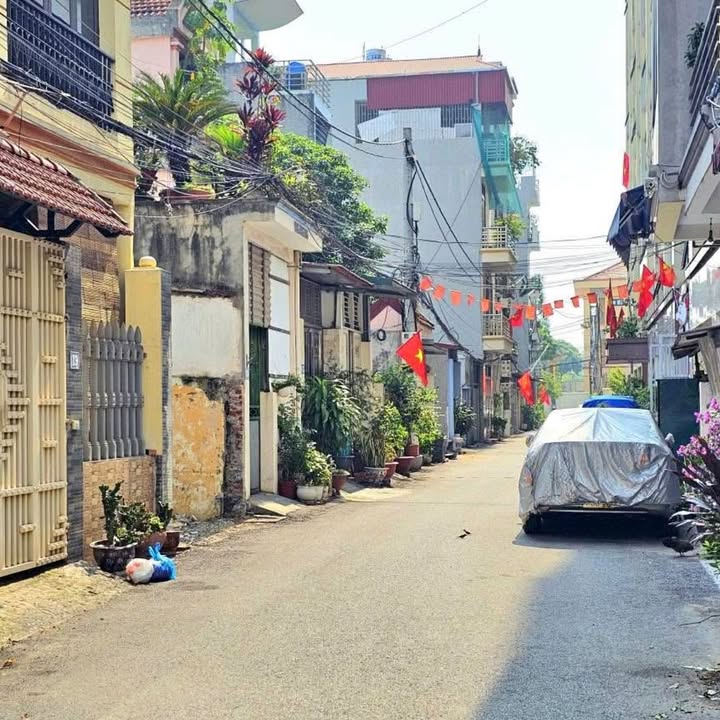 FrontHouse tại Ciputra, Phú Thượng 55m² giá thỏa thuận - Ô tô vào nhà, kinh doanh sầm uất!