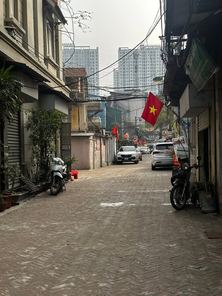 Căn hộ mới Phường Xuân Đỉnh 33m² giá thỏa thuận - Bãi đỗ ô tô thuận tiện!