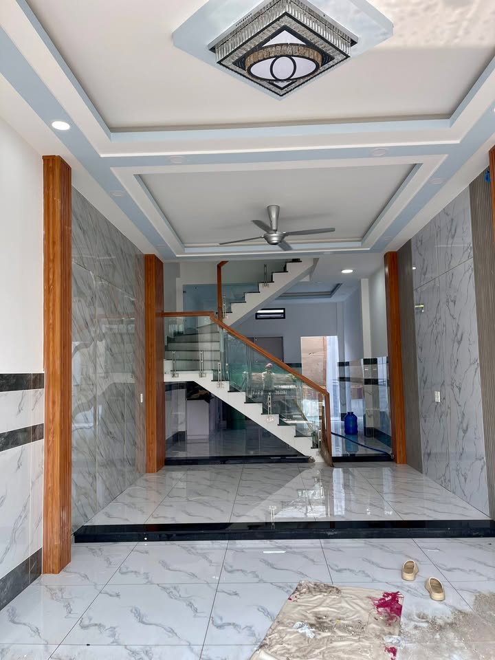 Nhà đẹp Tân Xuân - Hóc Môn 80m² giá 4.8 tỷ - Sẵn sàng vào ở ngay!