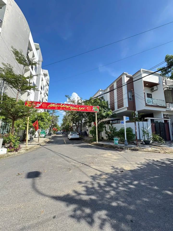 Bán đất tặng nhà mặt tiền Mỹ An 23 - 88m² giá 8 tỷ - Ô tô đậu trước nhà!