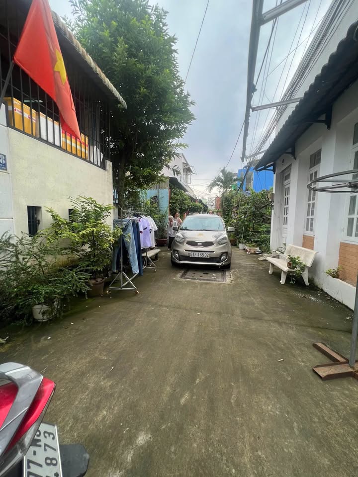 Nhà 1 trệt 1 lửng đường số 9, Phường Linh Tây, 75m² giá 5.15 tỷ - Hẻm xe hơi vào tận nơi!